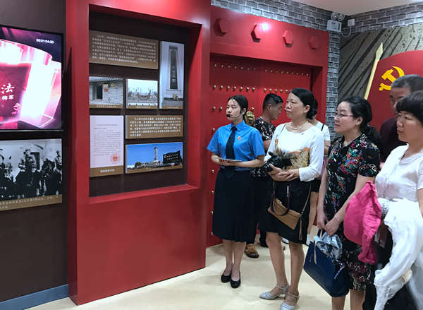 3CEED1EBD77FDA227D6F6A45F015CA7C_副本.jpg 3CEED1EBD77FDA227D6F6A45F015CA7C_副本.jpg