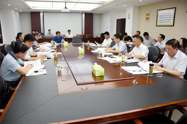 第24次县委常委会_副本.jpg