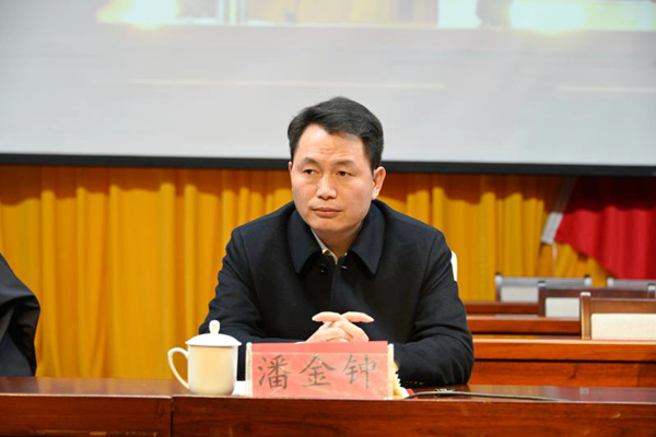 CpYIYGPzJbCAfeAVAACWGEB3pm4649.jpg